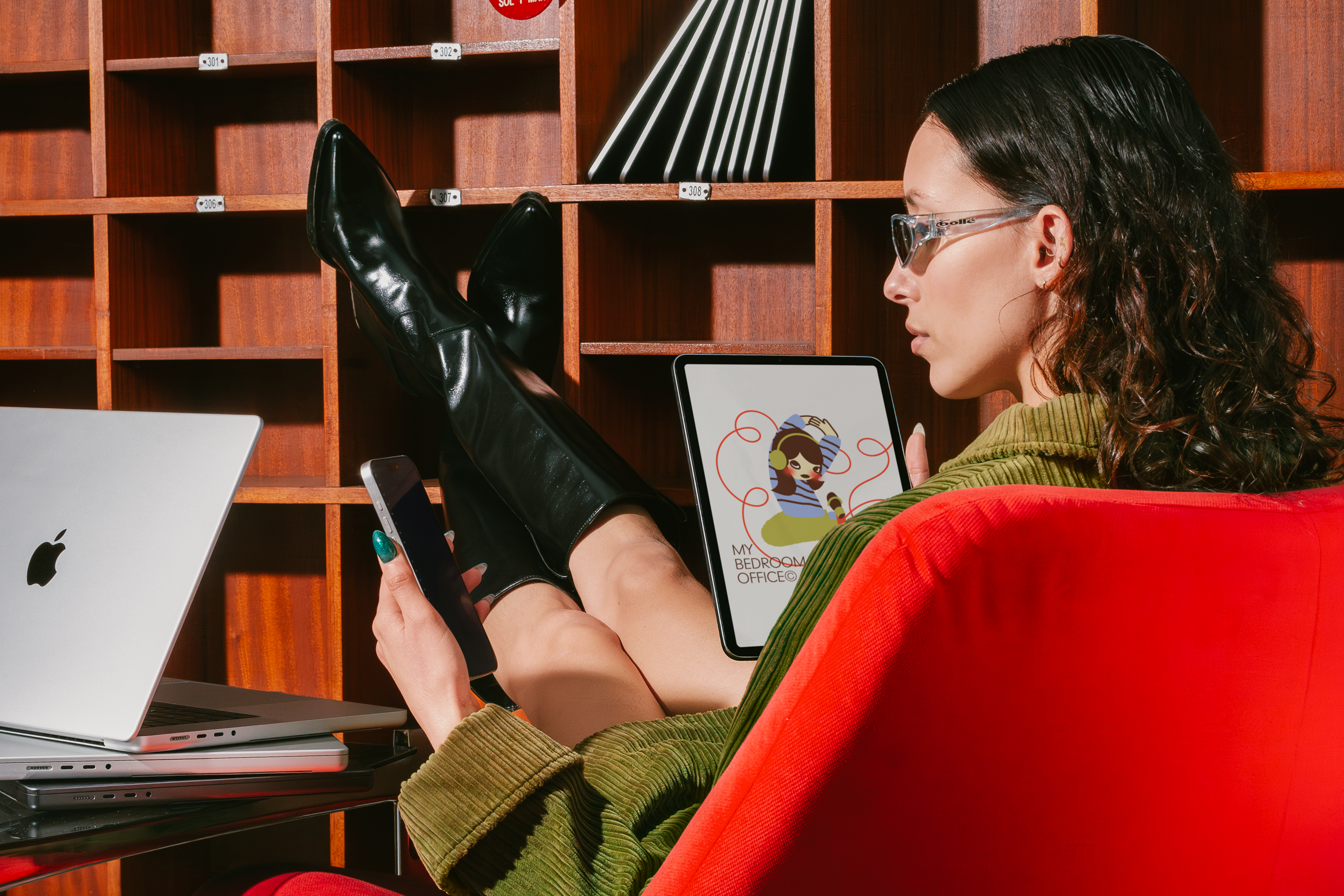 Graphic depicting a mountain peak at sunset cropped in a circle with the words RANGE CRAZY above and below.